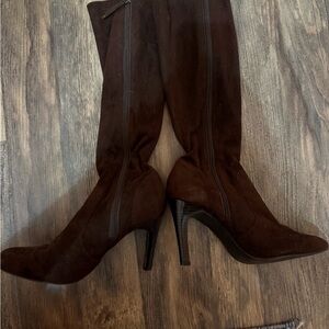 Isaac Mizrahi Dark Brown Heeled Boots